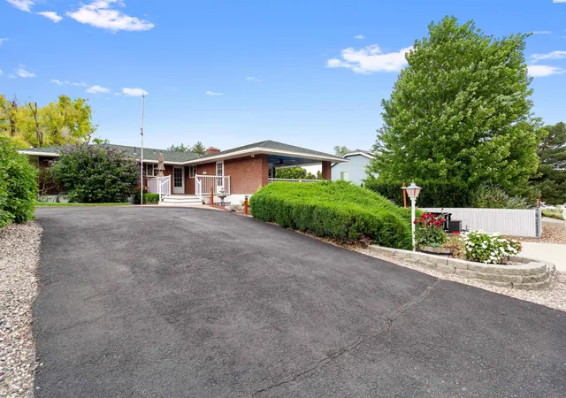 3rd image of 1326 Baywood Avenue, Richland, WA 99352 | MLS# 294225