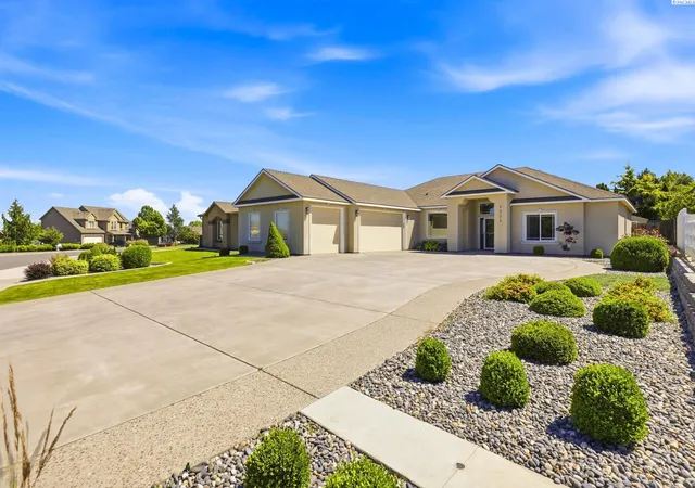 1st image of 4305 Norma Loop, West Richland, WA 99353 | MLS# 293599
