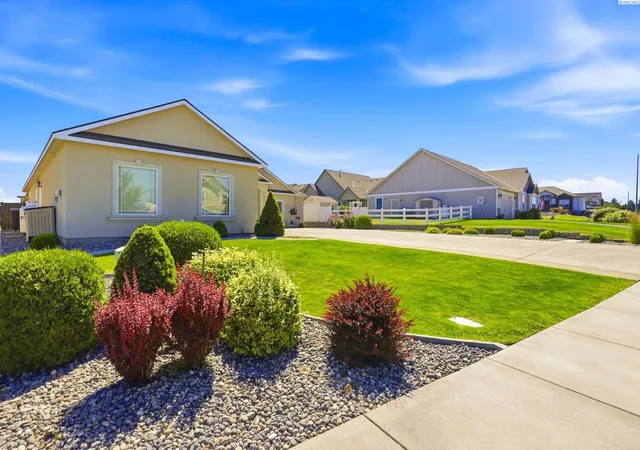 3rd image of 4305 Norma Loop, West Richland, WA 99353 | MLS# 293599