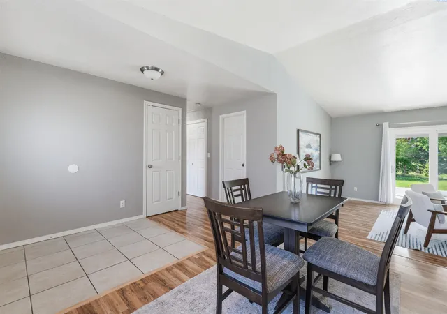 Homes for sale in Kennewick, WA | 3313 S Ione St, Kennewick, WA 99337 | MLS# 292968