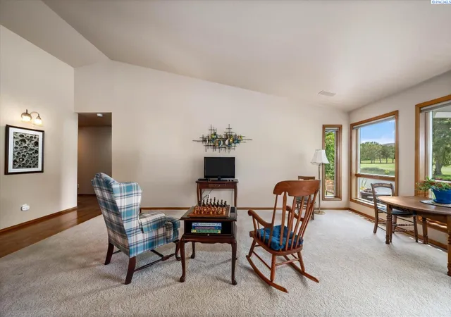 Photo 2 of Single family home for sale at 3907 W 36th Avenue, Kennewick, WA 99337 | MLS# 293567 | Listing updated on 2026-09-17