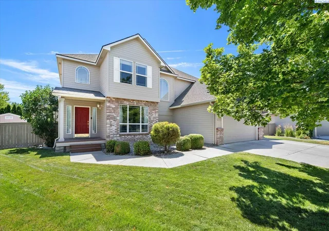 1st image of 5723 W 12th Ave, Kennewick, WA 99338 | MLS# 293840
