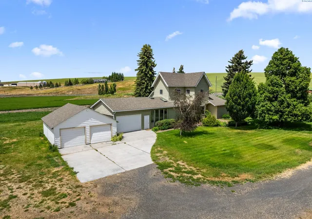 Homes for sale in Endicott, WA | 21431 Endicott Rd, Endicott, WA 99125 | MLS# 293779