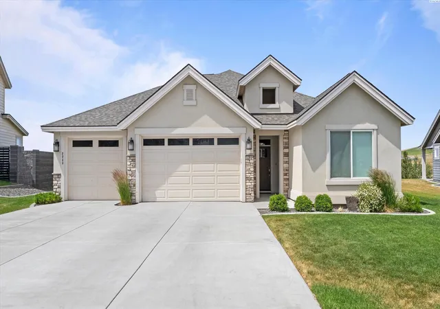 Homes for sale in Richland, WA | 2243 Legacy Lane, Richland, WA 99352 | MLS# 294540