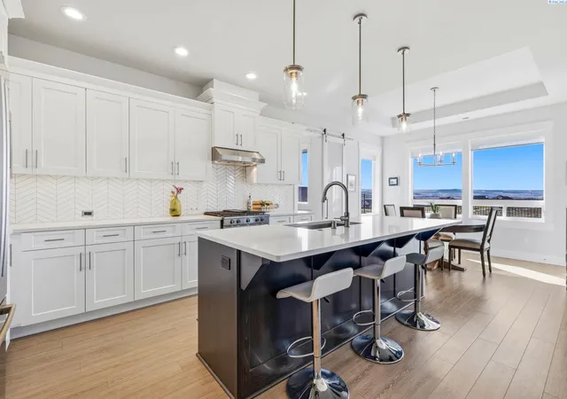 5th image of 2243 Legacy Lane, Richland, WA 99352 | MLS# 294540