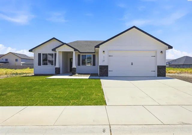1st image of 218 Packer St, Prosser, WA 99350 | MLS# 294000
