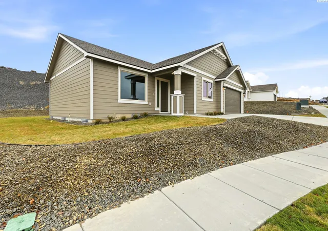 2nd image of 6650 W 28th Ave, Kennewick, WA 99338 | MLS# 294508
