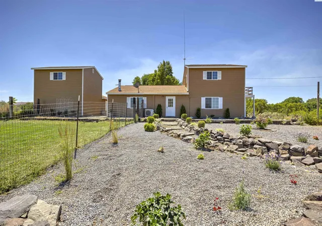 1st image of 2975 Hyde Road, Richland, WA 99354 | MLS# 294364