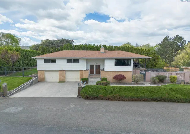1st image of 3628 S Date Street, Kennewick, WA 99337 | MLS# 292219
