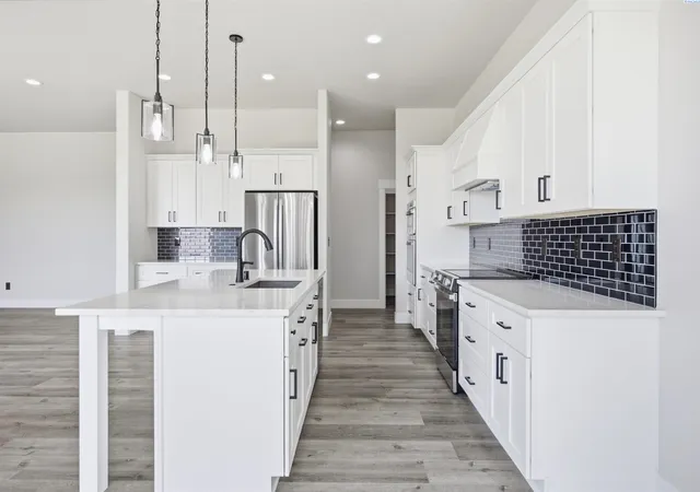 Photo 37 of Single family home for sale at 3133 Road 71st Pl, Pasco, WA 99301 | MLS# 296017 | Listing updated on 2026-09-09