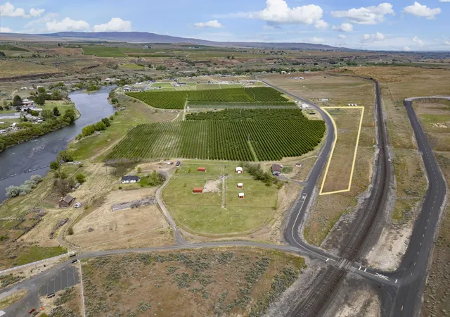 1st image of Tbd N Hansen Rd, Prosser, WA 99350 | MLS# 292528