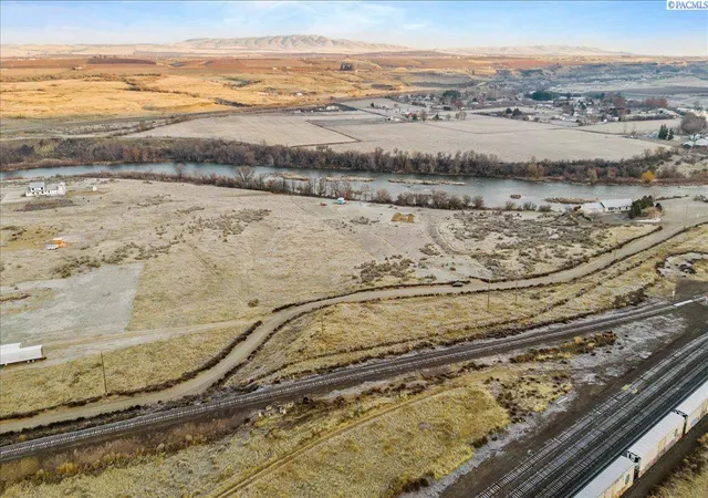 Photo 2 of Land for sale at Nka N Gibbon Pl Lot 1, Prosser, WA 99350 | MLS# PAC266357 | Listing updated on 2026-10-27