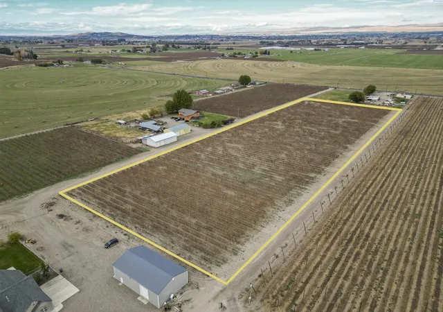 Photo 1 of Land for sale at Tbd Forsell Rd, Grandview, WA 98930 | MLS# PAC279852 | Listing updated on 2026-04-21