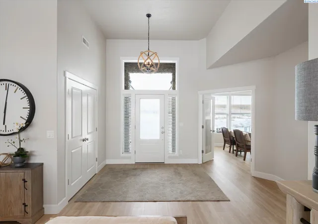 Photo 2 of Single family home for sale at 7262 W 28th Place, Kennewick, WA 99338 | MLS# PAC281865 | Listing updated on 2026-10-21