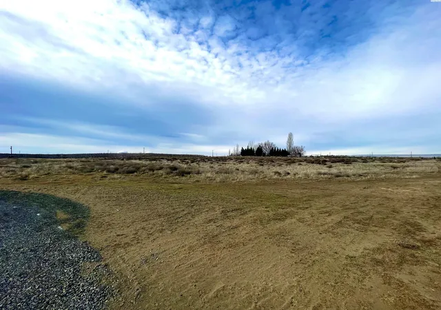 Photo 1 of Land for sale at Lot E 3 Christy Rd, Plymouth, WA 99346 | MLS# PAC281917 | Listing updated on 2026-04-21