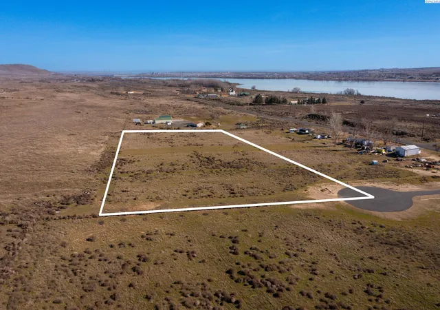Photo 2 of Land for sale at Lot E 4 Christy Rd, Plymouth, WA 99346 | MLS# PAC284438 | Listing updated on 2026-04-21