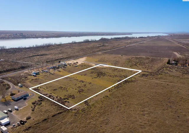 Photo 3 of Land for sale at Lot E 4 Christy Rd, Plymouth, WA 99346 | MLS# PAC284438 | Listing updated on 2026-04-21