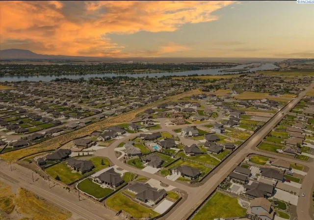 Photo 3 of Land for sale at 7001 (lot 15) Eagle Crst Dr, Pasco, WA 99301 | MLS# PAC285390 | Listing updated on 2026-04-21