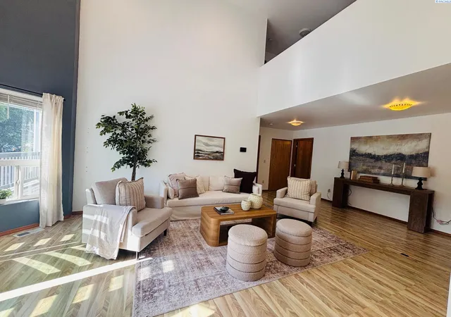 Photo 4 of Single family home for sale at 9505 Sturgis Rd, Pasco, WA 99301 | MLS# PAC286926 | Listing updated on 2026-10-23