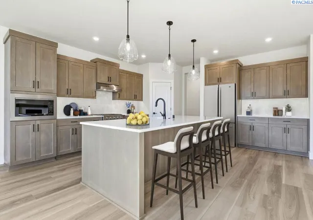 Photo 3 of Single family home for sale at 2790 Centerline Ave, Richland, WA 99354 | MLS# PAC286958 | Listing updated on 2026-10-22