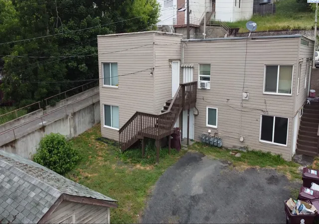 Photo 1 of Multi family home for sale at 630 634 Ne Gray Ln, Pullman, WA 99163 | MLS# PAC287621 | Listing updated on 2026-10-27