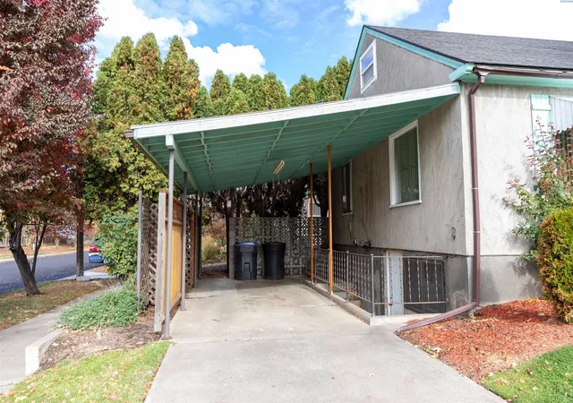 Photo 2 of Single family home for sale at 803 Alvarado Ter, Walla Walla, WA 99362 | MLS# PAC287950 | Listing updated on 2026-10-14
