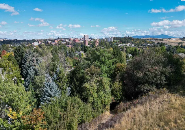 Photo 1 of Land for sale at 620 Se Crestview Dr, Pullman, WA 99163 | MLS# PAC288130 | Listing updated on 2026-04-21