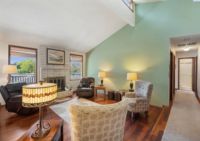 Photo 3 of Single family home for sale at 5500 W 26th Avenue, Kennewick, WA 99338 | MLS# PAC288429 | Listing updated on 2026-10-22