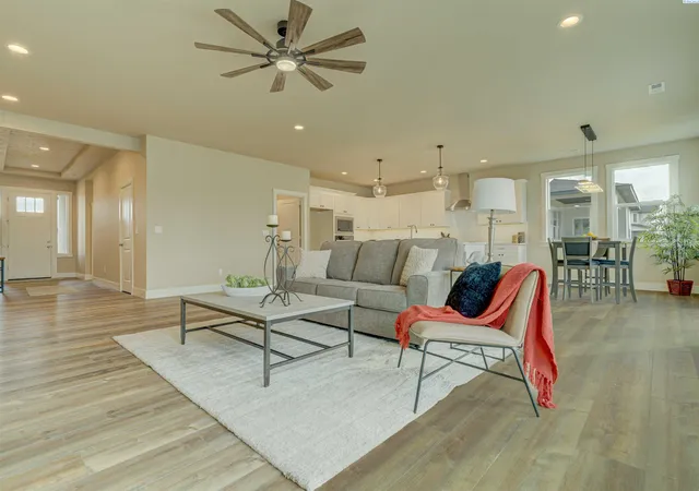 Photo 2 of Single family home for sale at 1103 N Grant Pl, Kennewick, WA 99336 | MLS# PAC288463 | Listing updated on 2026-10-20