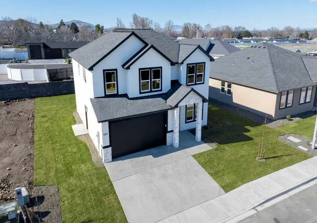 Photo 2 of Single family home for sale at 1087 N Grant Pl, Kennewick, WA 99336 | MLS# PAC288479 | Listing updated on 2026-10-20
