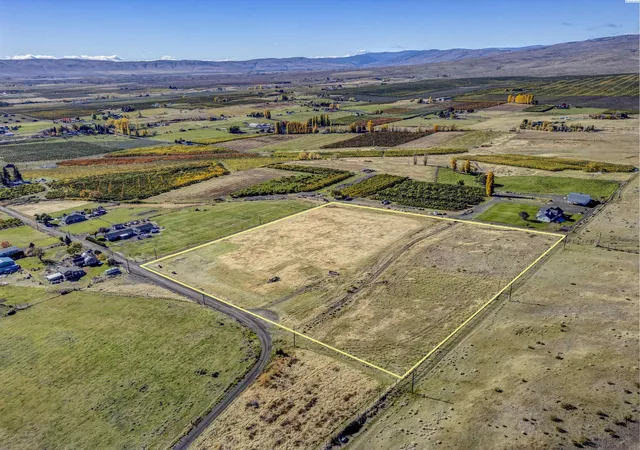 Photo 1 of Land for sale at 440 Yule Rd, Yakima, WA 98908 | MLS# PAC288619 | Listing updated on 2026-04-21