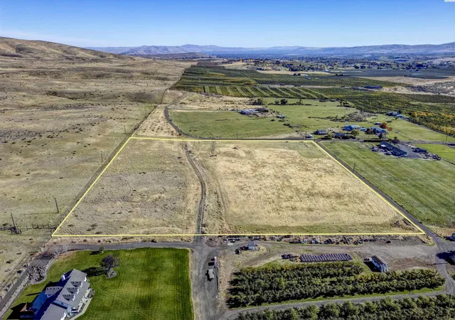 Photo 3 of Land for sale at 440 Yule Rd, Yakima, WA 98908 | MLS# PAC288619 | Listing updated on 2026-04-21