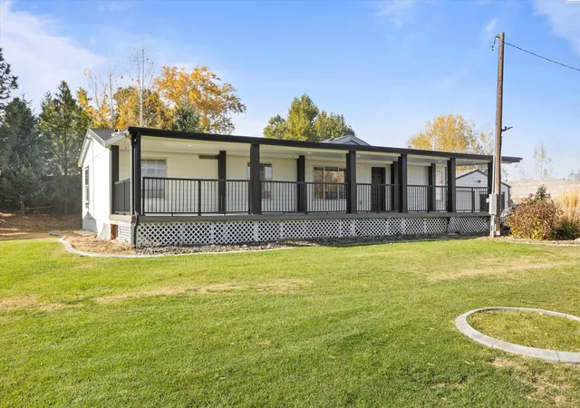 Photo 2 of Sale Pending at 13232 N Nascar Pr Ne, Benton City, WA 99320 | MLS# PAC288649 | Listing updated on 2026-10-16