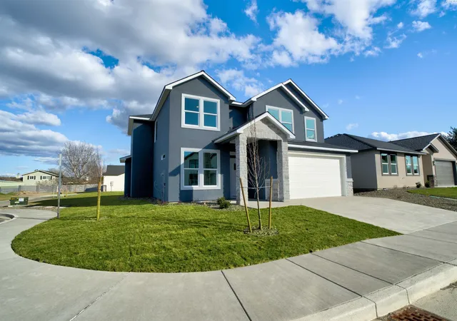 Photo 1 of Single family home for sale at 5431 W Okanogan Ave, Kennewick, WA 99336 | MLS# PAC288710 | Listing updated on 2026-10-20