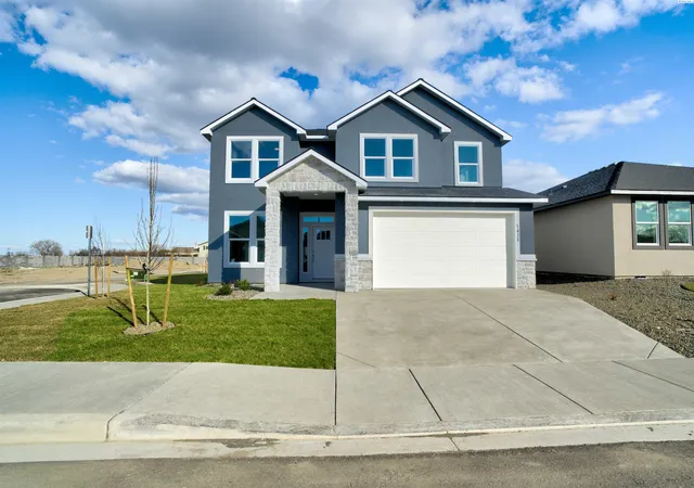 Photo 3 of Single family home for sale at 5431 W Okanogan Ave, Kennewick, WA 99336 | MLS# PAC288710 | Listing updated on 2026-10-20