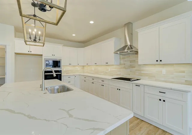 Photo 4 of Single family home for sale at 1070 N Grant Pl, Kennewick, WA 99336 | MLS# PAC288712 | Listing updated on 2026-10-20