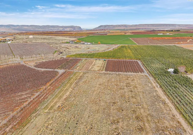 Photo 2 of Land for sale at Nka12 E Desert Aire Dr Sw, Mattawa, WA 99349 | MLS# PAC289023 | Listing updated on 2026-04-21