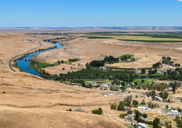 Photo 1 of Land for sale at Tbd W Brant Rd Pr Nw, Benton City, WA 99320 | MLS# PAC289972 | Listing updated on 2026-04-21