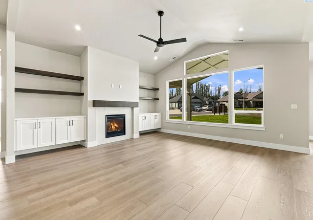 Photo 3 of Single family home for sale at 5622 Flathead Ave, Pasco, WA 99301 | MLS# PAC290527 | Listing updated on 2026-10-15
