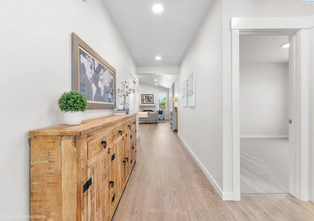 Photo 2 of Single family home for sale at 6703 Desert Ridge Ln, Pasco, WA 99301 | MLS# PAC291044 | Listing updated on 2026-10-18
