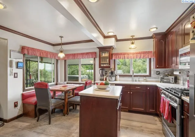 Photo 3 of Sale Pending at 47001 Sr 27, Tekoa, WA 99033 | MLS# PAC291205 | Listing updated on 2026-10-26