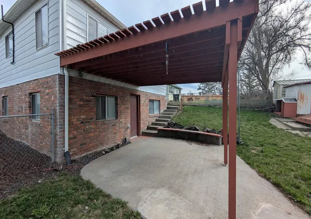 Photo 3 of Single family home for sale at 321 NW Cleveland St, Pullman, WA 99163 | MLS# PAC291748 | Listing updated on 2026-10-14
