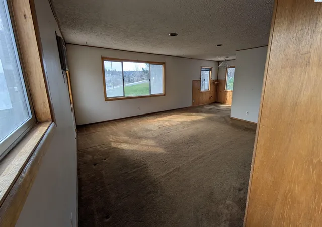 Photo 4 of Single family home for sale at 321 NW Cleveland St, Pullman, WA 99163 | MLS# PAC291748 | Listing updated on 2026-10-14