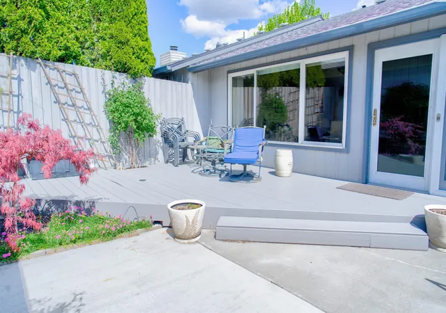 Photo 2 of Condo for sale at 501 N Yelm St, Kennewick, WA 99336 | MLS# PAC291793 | Listing updated on 2026-10-18