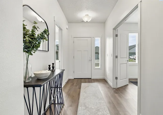 Photo 3 of Single family home for sale at 3592 Morningside Pkwy, Richland, WA 99352 | MLS# PAC291804 | Listing updated on 2026-10-22