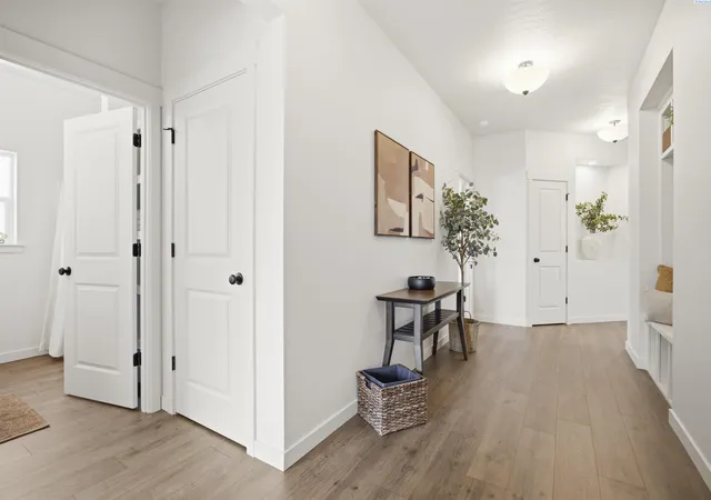 Photo 3 of Single family home for sale at 3574 Morningside Pkwy, Richland, WA 99352 | MLS# PAC291805 | Listing updated on 2026-10-23