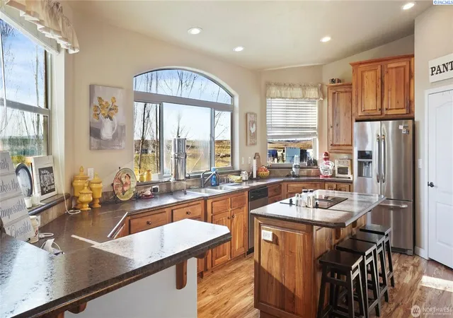 Photo 2 of Manufactured home for sale at 1773 W Bench Rd, Othello, WA 99344 | MLS# PAC292017 | Listing updated on 2026-10-15