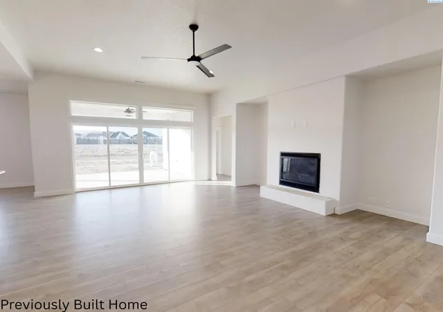 Photo 3 of Single family home for sale at 11812 Scion Ln, Pasco, WA 99301 | MLS# PAC292332 | Listing updated on 2026-10-17