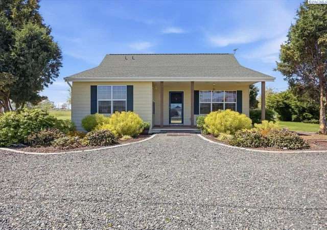 Photo 1 of Sale Pending at 72405 E 3rd Avenue, Plymouth, WA 99346 | MLS# PAC292502 | Listing updated on 2026-10-21