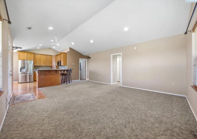 Photo 3 of Sale Pending at 72405 E 3rd Avenue, Plymouth, WA 99346 | MLS# PAC292502 | Listing updated on 2026-10-21